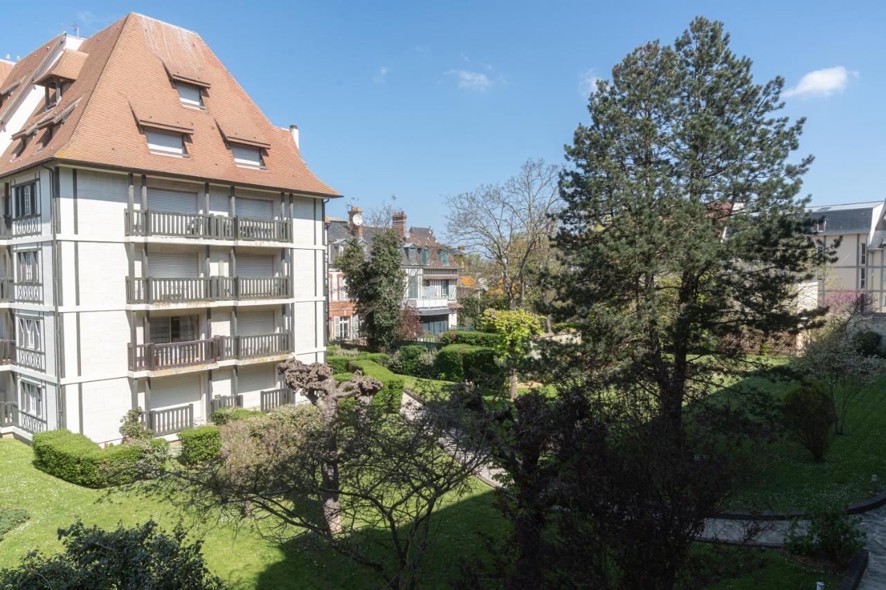 Apartmán Castel Saint Clair Deauville Exteriér fotografie